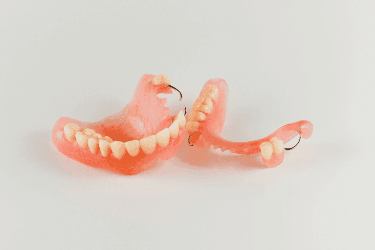SAP Dental Laboratory — Ultra-Flexible Dentures and Clasps